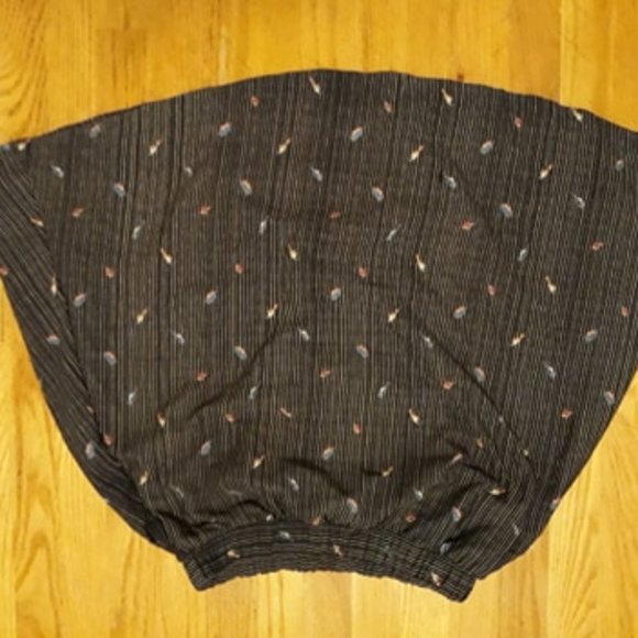 Print Skirt - Picture 2 of 2